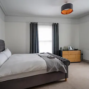 Apartment 123 Nunnery Lane, York